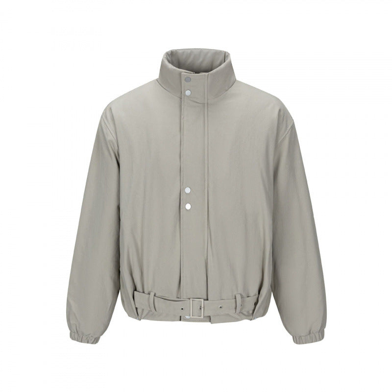 Herren Kurze technische Blousonjacke mit hohem Stehkragen, Taillengürtel und elastischen Bündchen Shop Nory