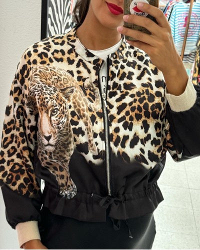 Damen entspannte Bomberjacke mit extravagantem Leoparden-Motiv