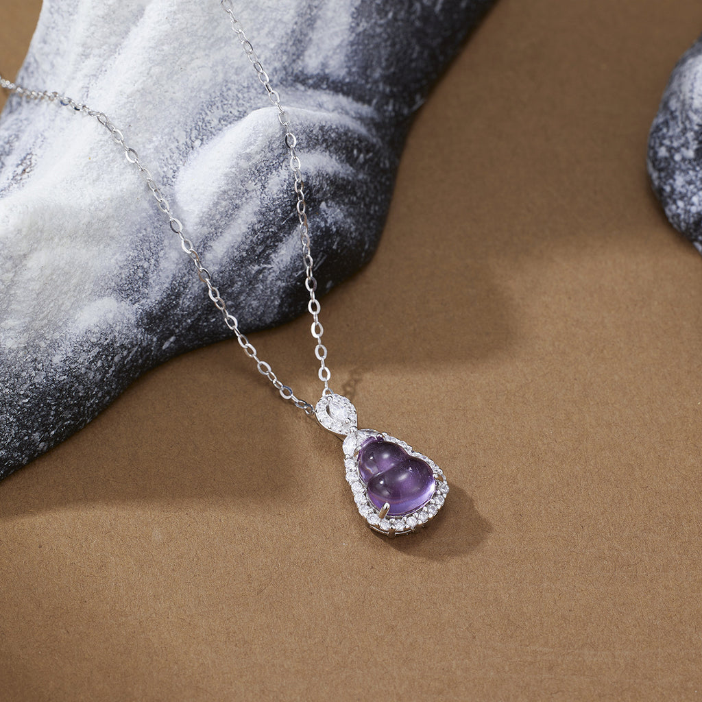 Damen Halskette mit kunstvollem Amethyst-Anhänger und Zirkonia-Rahmen Shop Nory