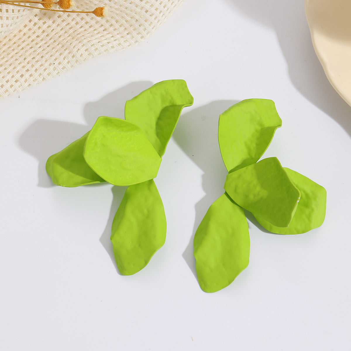 Damen Haarschmuck in Form von Blütenblättern Shop Nory
