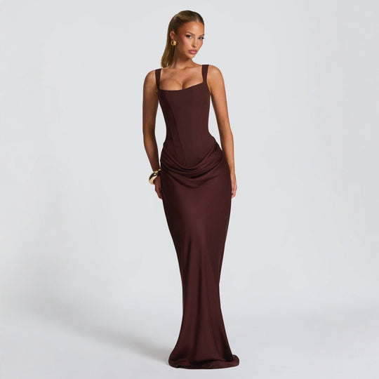 Damen Elegantes Maxikleid mit figurformendem Schnitt und zarten Drapierungen