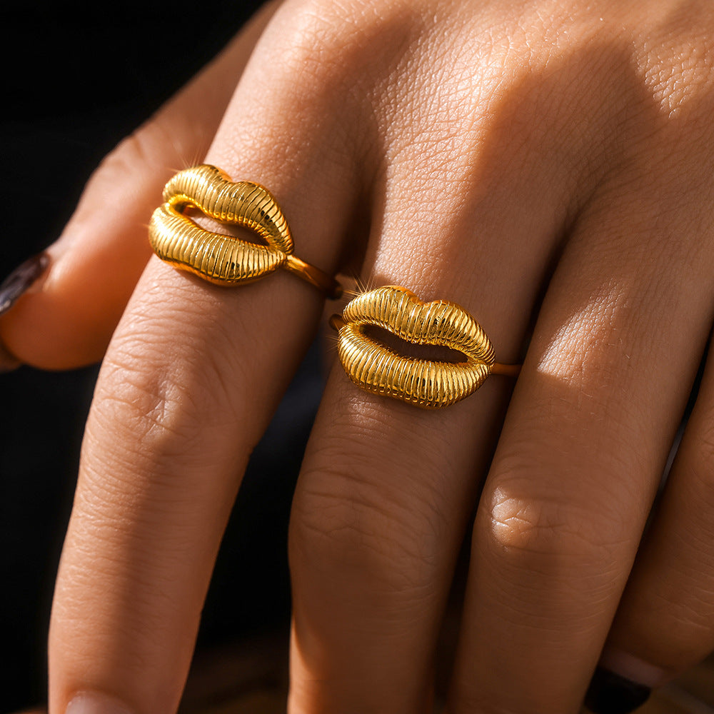 Damen Ring in Lippenform aus Titan Shop Nory