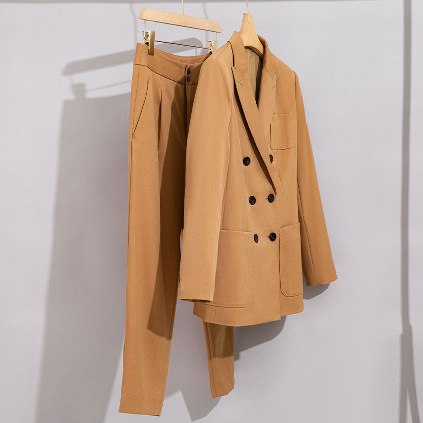 Damen Doppelreihiges Blazer‑Hosen‑Set aus Wollmischung mit legerem Oversize‑Blazer und hochtaillierter Bundfaltenhose Shop Nory