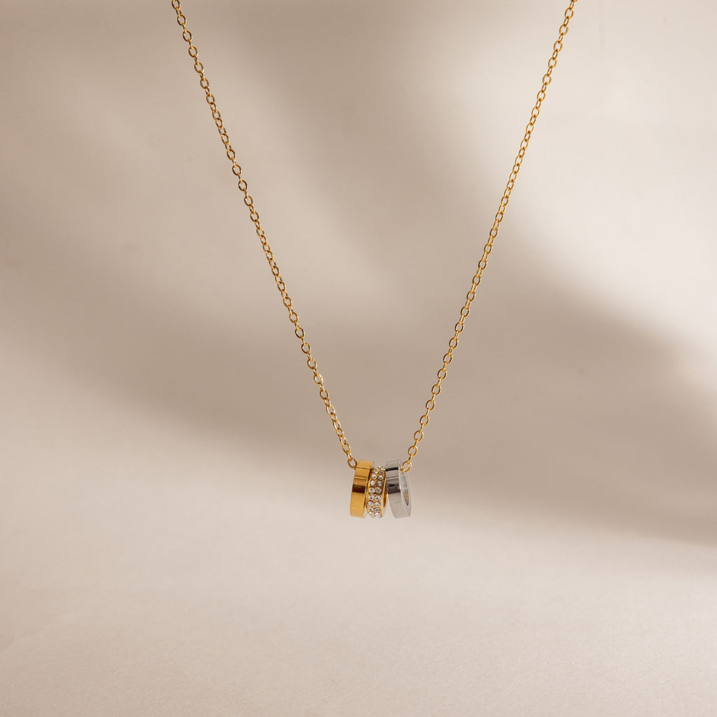 Damen Halskette mit funkelnden Ringen aus hypoallergenem Edelstahl Shop Nory