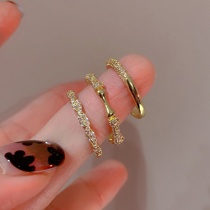 Damen zierlicher Goldring mit kunstvollem Flechtmuster Shop Nory