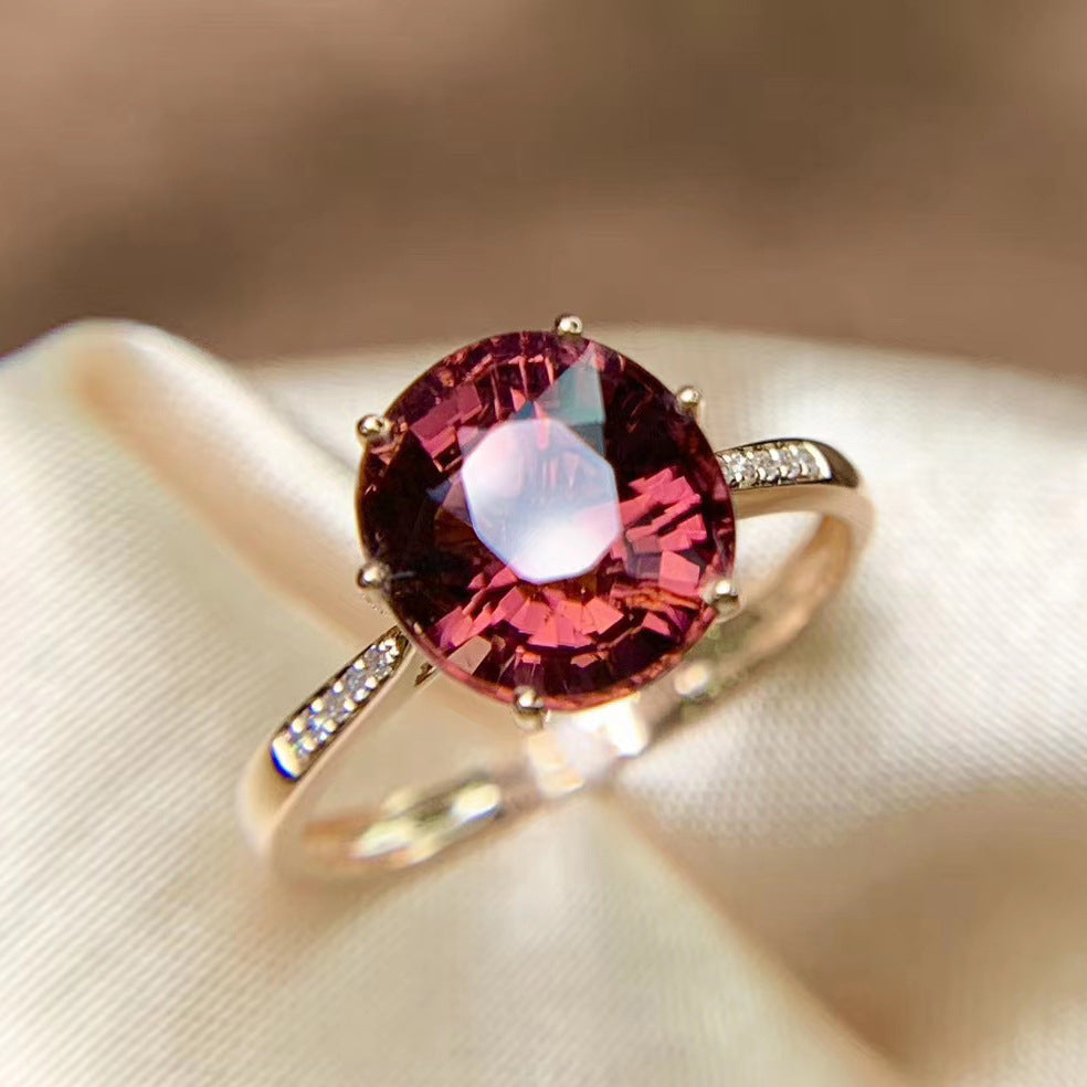 Damen Eleganter Ring mit ovalem Edelstein und funkelnden Zirkonia Shop Nory