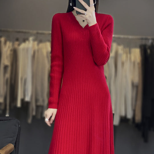 Damen Langes geripptes Strickmidikleid mit taillierter Silhouette und A‑Linien-Rock Shop Nory