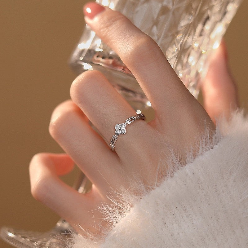 Damen feiner Ring mit elegantem Zirkonia-Akzent Shop Nory