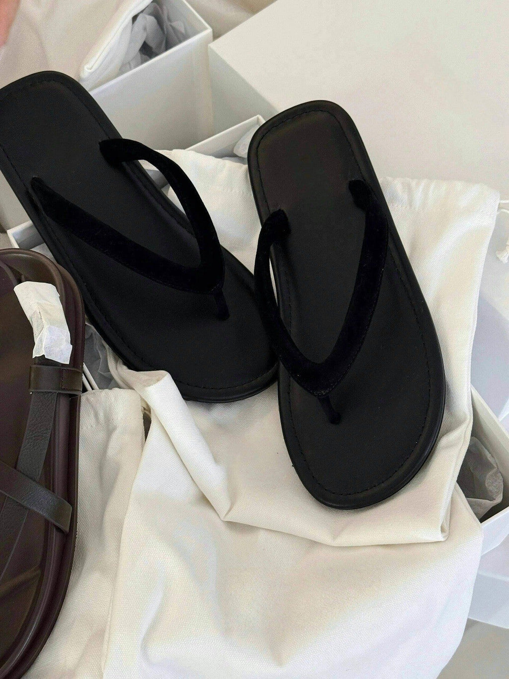 Damen Fußbett Flip-Flops mit rutschfester Sohle und anatomischer Passform