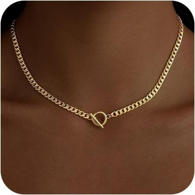 Damen Halskette mit robustem Gliederdesign und herzförmigem Anhänger Shop Nory