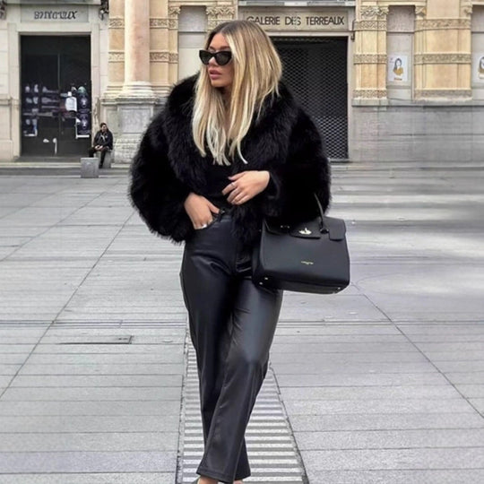 Damen Kurzer Cropped-Kunstpelzblouson mit voluminösem Schalkragen und weicher Innenfütterung Shop Nory