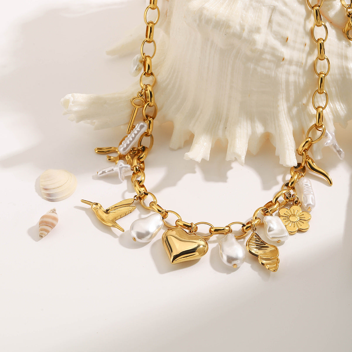 Damenkette mit verspielten Anhängern aus Edelstahl Shop Nory