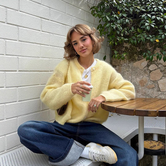 Damen weicher Strickcardigan mit großen Puffärmeln