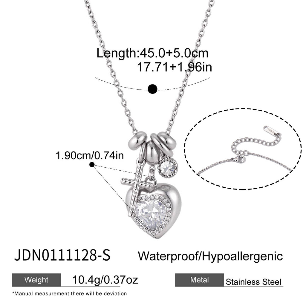 Damen Halskette mit herzförmigem Anhänger und funkelndem Zirkonia Shop Nory