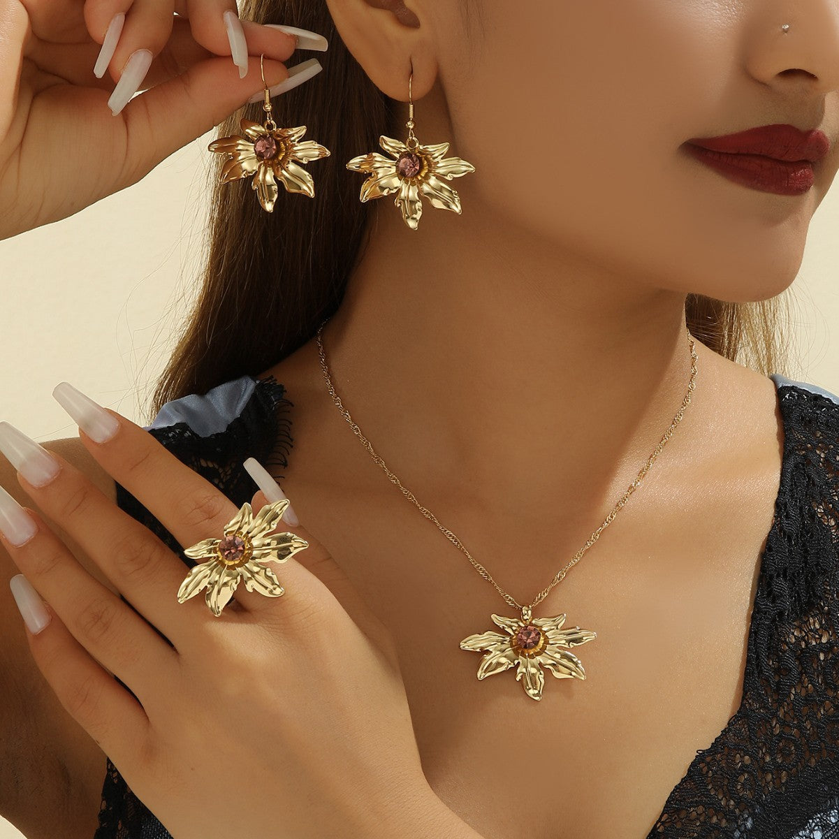 Damen Schmuckset mit herzförmigen Anhängern und strahlendem Design Shop Nory