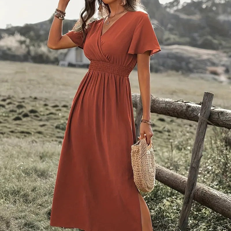 Damen Maxikleid mit fließendem Schnitt und Wickeldetails
