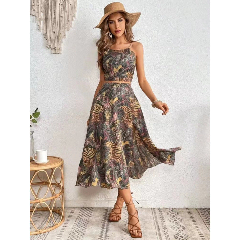 Damen Maxikleid mit floralem Twist und seitlichem Schlitz