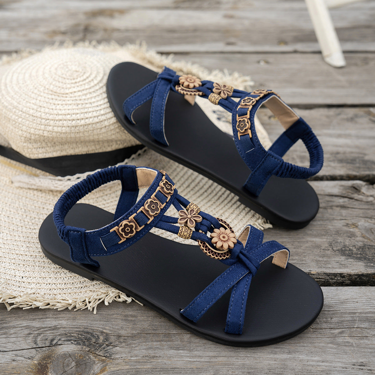 Damen Riemchen-Sandalen mit floralem Dekor und komfortablem Fußbett