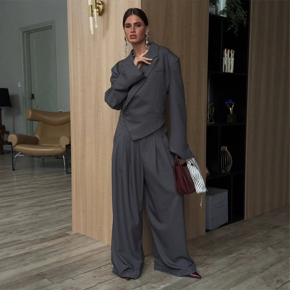 Damen Oversized-Blazer-Set mit tailliertem Schößchen und Plissee-Midirock Shop Nory