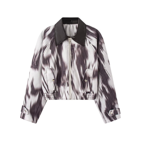 Damen Kurze Bomberjacke im Cropped-Style mit kontrastiertem Kunstlederkragen und abstraktem Print Shop Nory