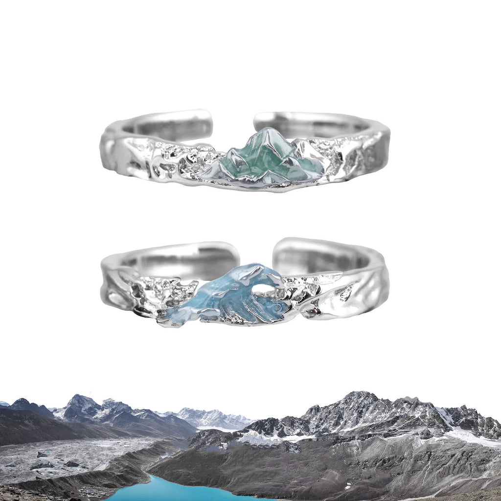 Damen Offener Ring mit kunstvollem Geländemotiv und grünem Akzent Shop Nory