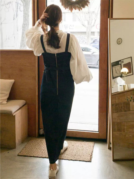 Damen Langes Jeans-Latzkleid mit eckigem Ausschnitt, Taillenband und vorderem Beinschlitz Shop Nory