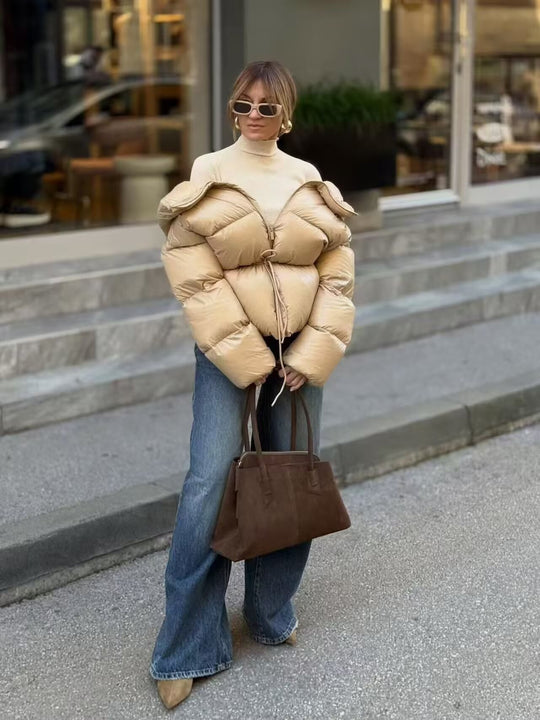Damen Kurzsteppjacke im Carmen‑Look mit Tunnelzug‑Taillierung und voluminösen Ärmeln Shop Nory