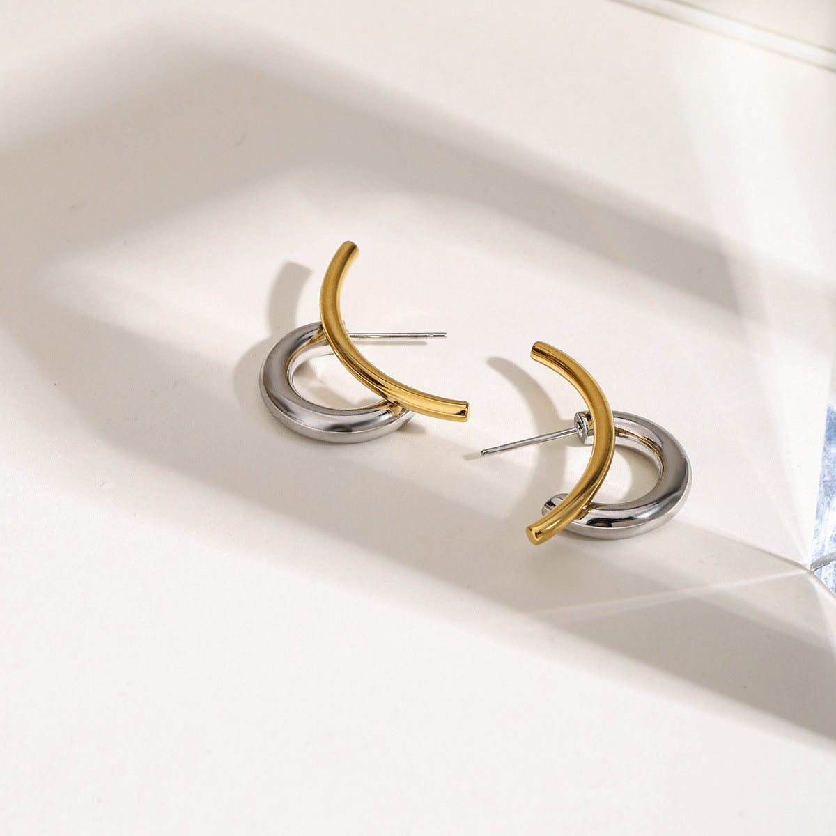 Damen Moderne und elegante Ohrringe aus Edelstahl Shop Nory