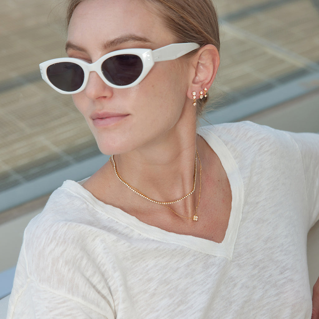 Damen Halskette mit funkelndem Zirkonia-Anhänger aus hypoallergenem Edelstahl Shop Nory