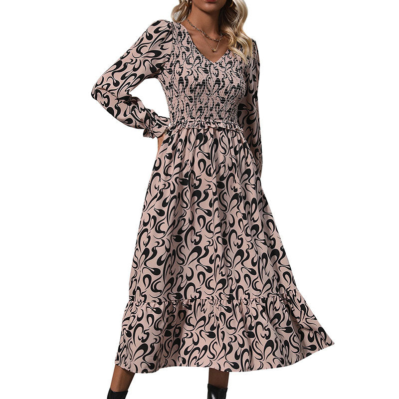 Damen Midikleid mit elastischem Smock-Oberteil, abstraktem Allover‑Print und ausgestelltem Volant‑Saum Shop Nory