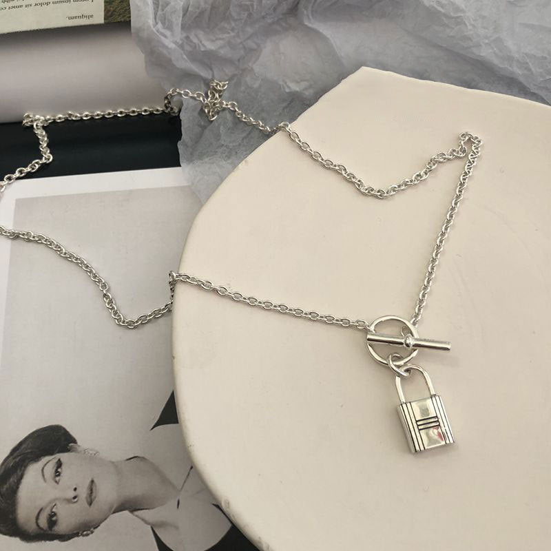 Damen Halskette mit einzigartigem Schloss-Anhänger Shop Nory