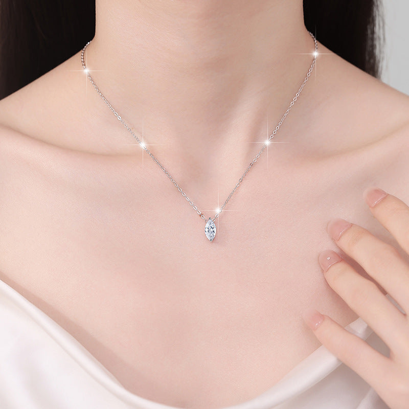 Damen Halskette mit elegantem Marquise-Anhänger Shop Nory