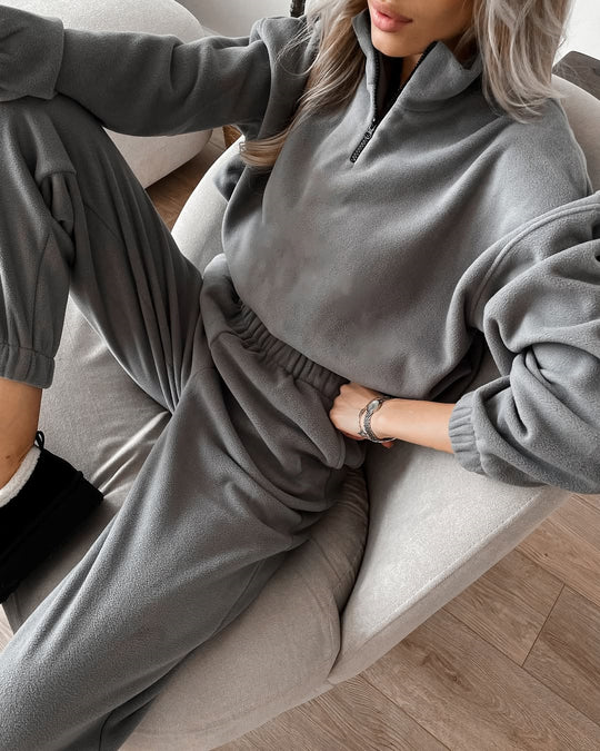 Damen Ultraweiches Fleece-Relaxset mit Stehkragen, halbem Reißverschluss und elastischer Schlupfhose Shop Nory