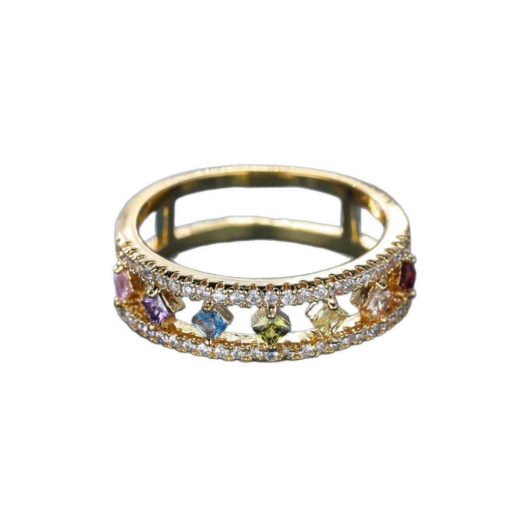 Damen Ring mit funkelnden, farbigen Zirkonia und eleganter Goldfassung Shop Nory