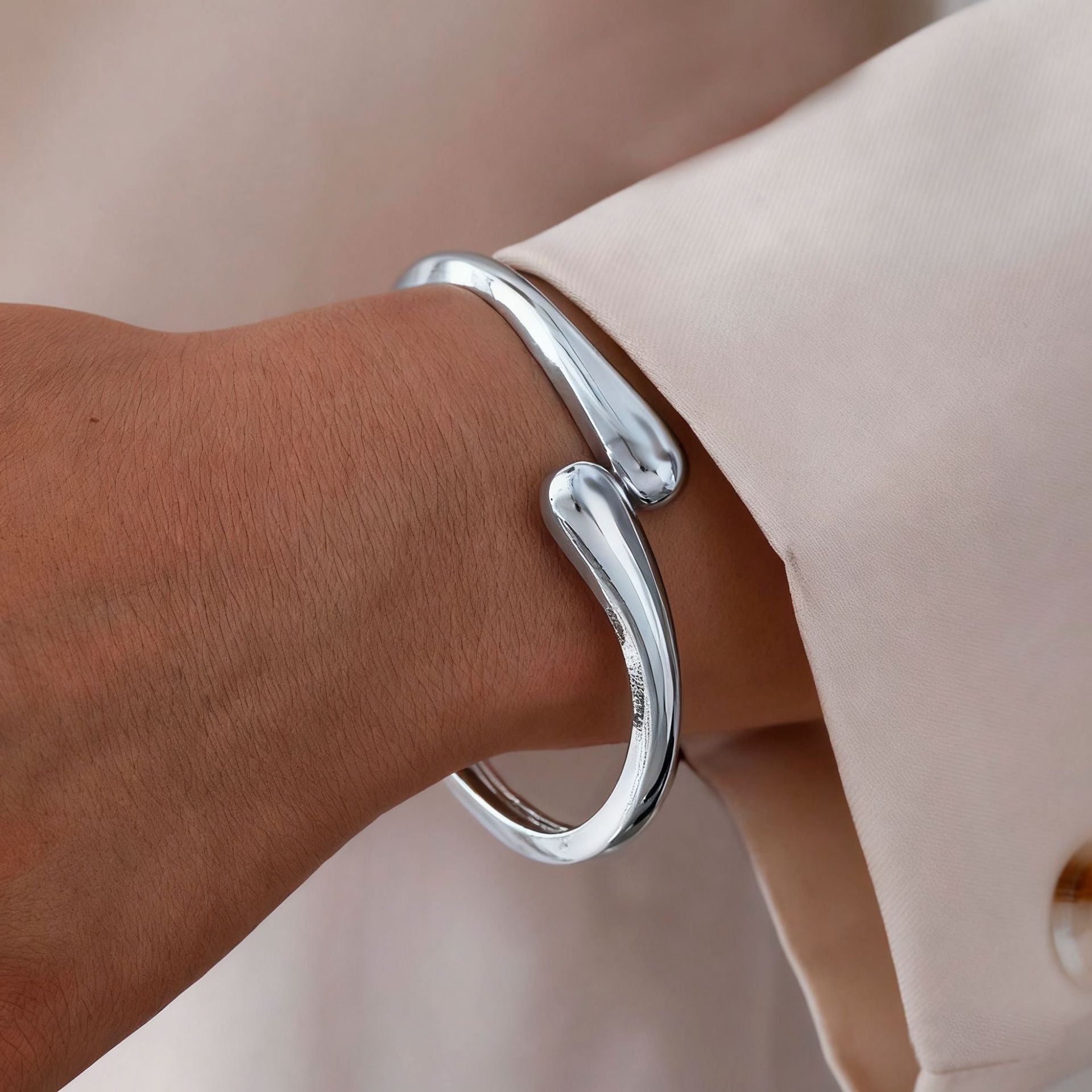 Damen Armreif-Set in fließendem Design Shop Nory