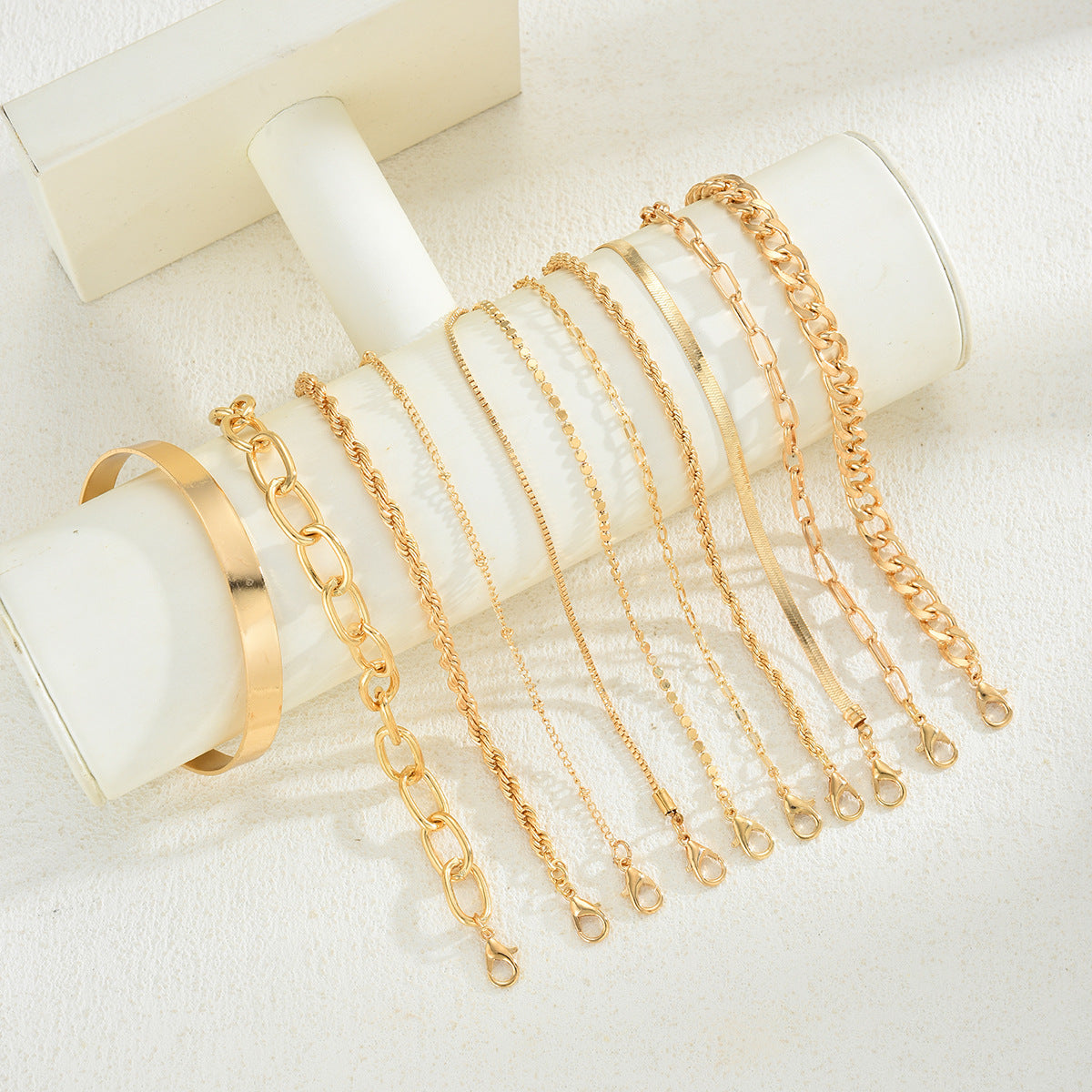 Damen modisches Armband-Set mit vielseitigen Kettenstrukturen und elegantem Design Shop Nory