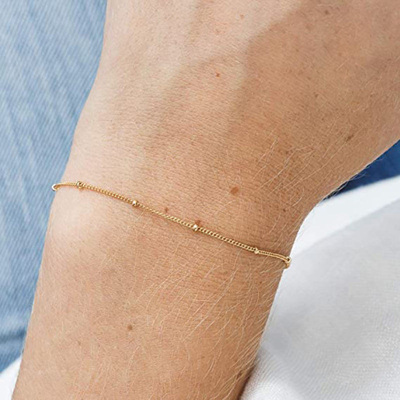 Damen modisches Fußkettchen mit eleganten Glieder- und Glitzerakzenten Shop Nory