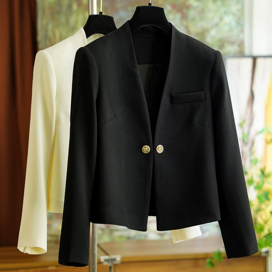 Damen Stilvoller Kurzblazer mit glamourösen Knöpfen Shop Nory