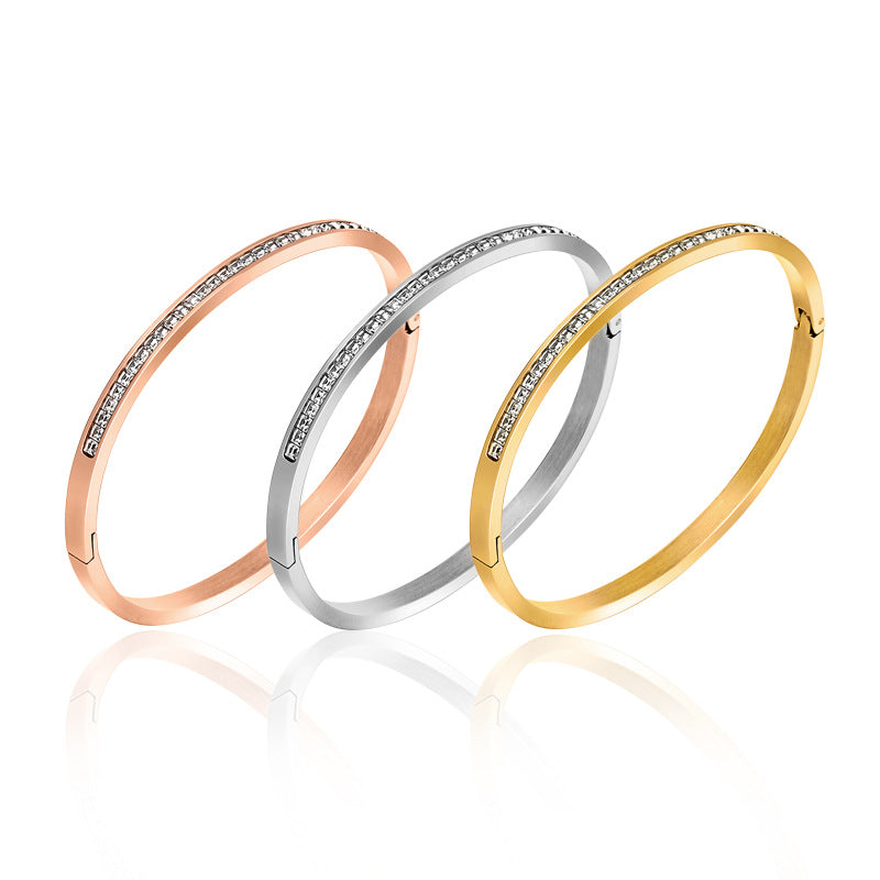 Damen elegantes Armband mit funkelnden Kristallakzenten Shop Nory