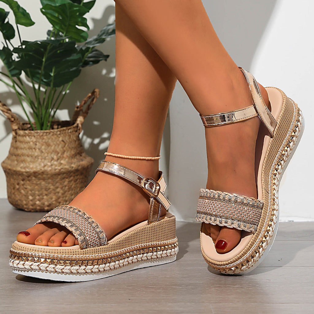 Damen Wedge-Sandaletten mit verstellbarem Riemendesign und dekorativem Akzent