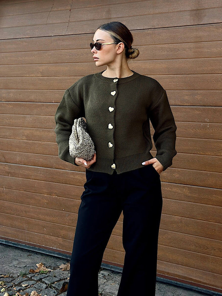 Damen Kurze Strickjacke mit Herzknöpfen, strukturierter Feinstrick-Optik & geripptem Saum Shop Nory