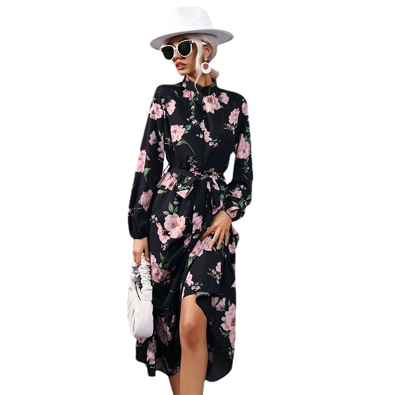 Damen Maxikleid mit Stehkragen, Blumenprint, Taillengürtel und Volantstufe Shop Nory