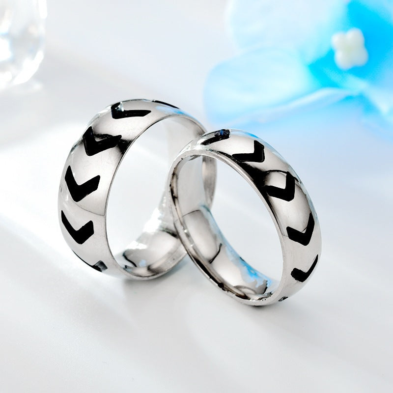 Herren Ring mit modernem Design und markanter Oberflächenstruktur Shop Nory