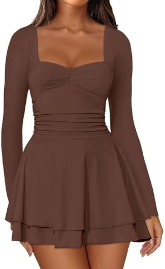 Damen Langarm-Minikleid mit quadratischem Ausschnitt, taillierter Raffung und zweilagigem Volantrock Shop Nory