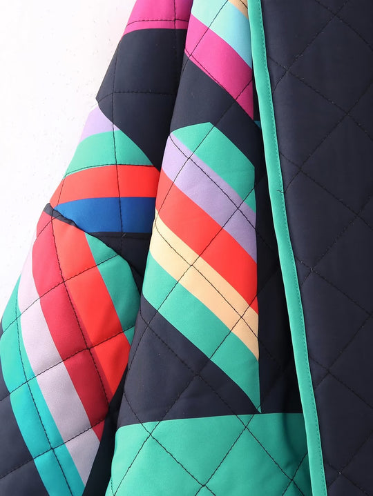 Damen Stepp-Kimonojacke mit geometrischem Colorblock-Print und offener Front Shop Nory