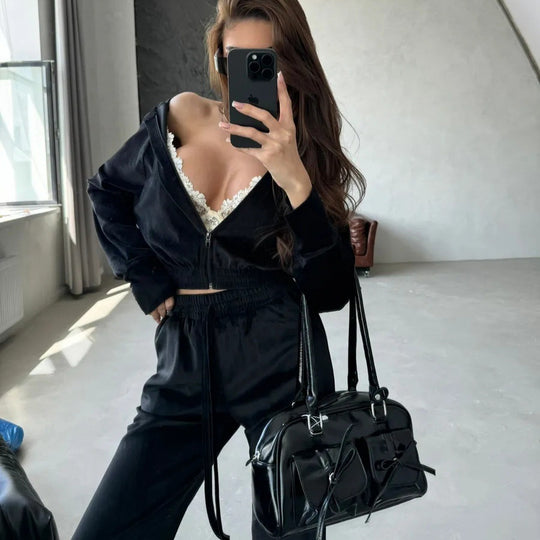 Damen luxuriöser Samt Zweiteiler Jogginganzug mit Cropped Reißverschluss und weiten Hosen Shop Nory