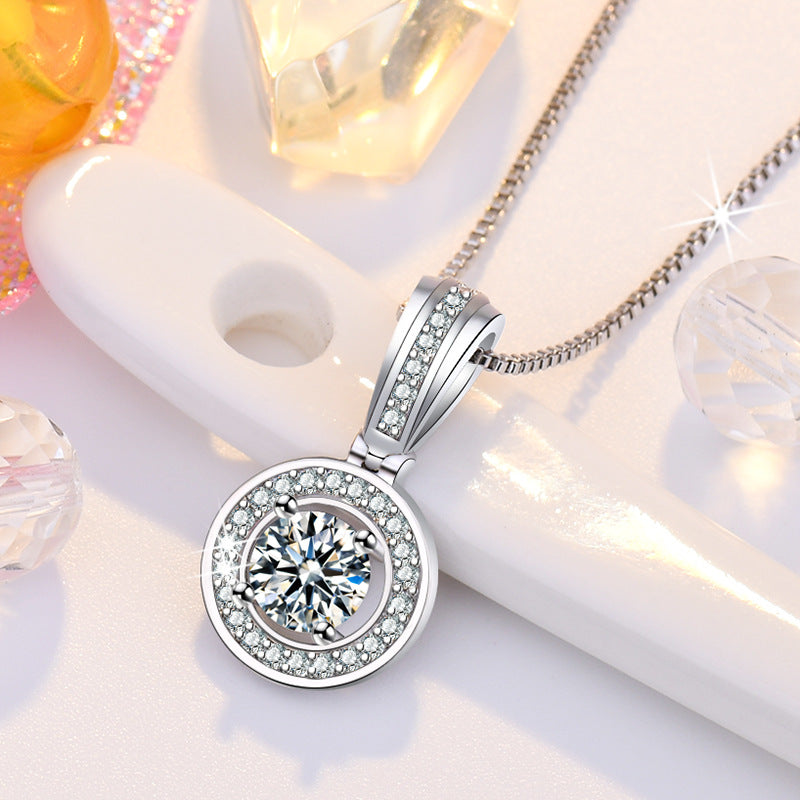 Damen Halskette mit funkelndem Zirkonia-Anhänger in elegantem Design Shop Nory