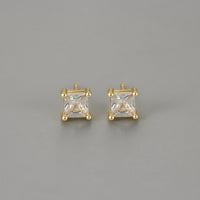 Quadratischer Ohrstecker / Gold 4 mm