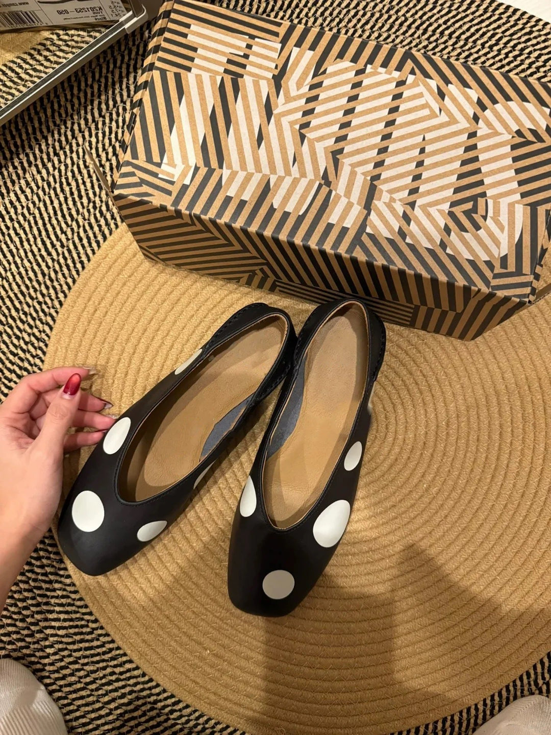 Damen Ballerinas mit modischem Punktedesign und flexibler Sohle