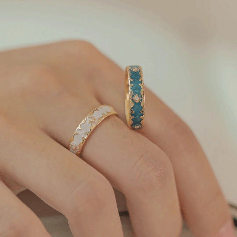 Damen filigraner Schmuckring mit kunstvollem Gold-Design und edlen Ziersteinen Shop Nory